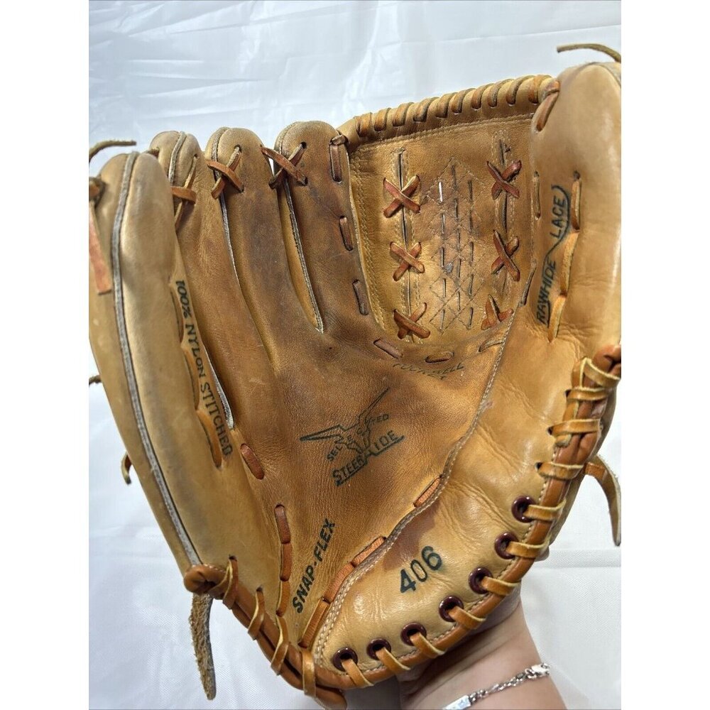 Daewoo 12.5 Baseball Softball Left Handed Glove